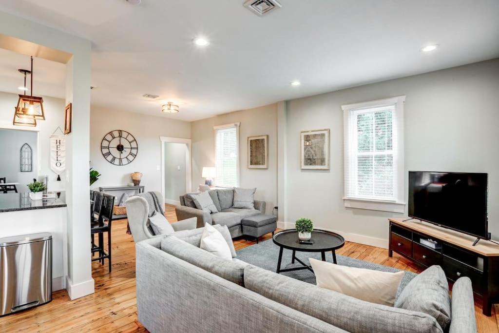 Beautiful Farmhouse Close To Lanc Hershey Etown Mount Joy Экстерьер фото