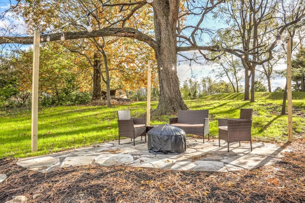 Beautiful Farmhouse Close To Lanc Hershey Etown Mount Joy Экстерьер фото