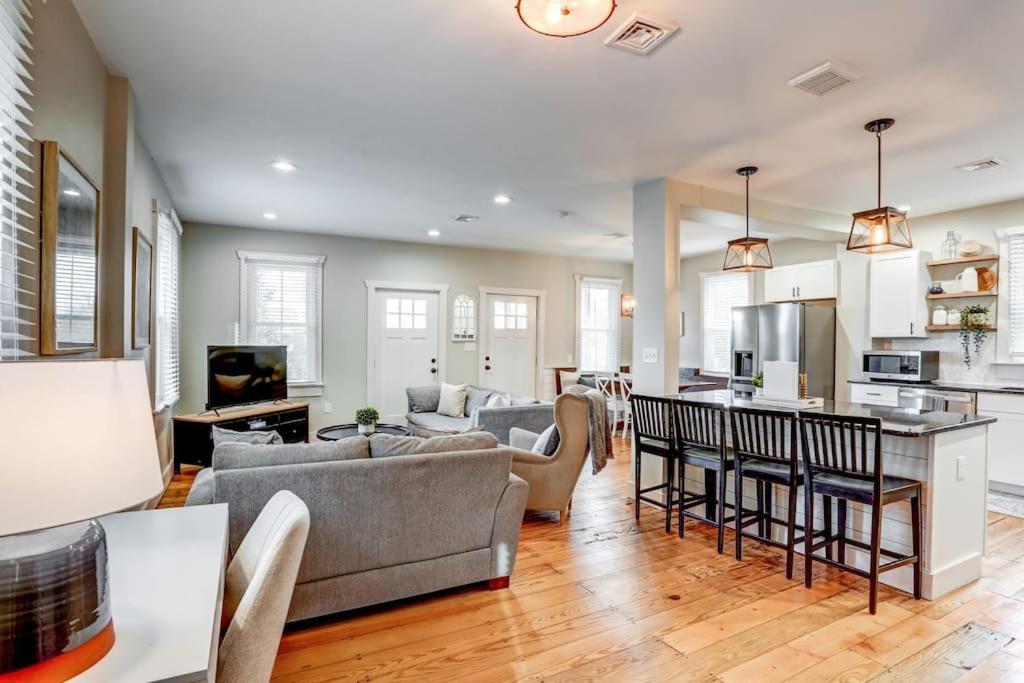 Beautiful Farmhouse Close To Lanc Hershey Etown Mount Joy Экстерьер фото