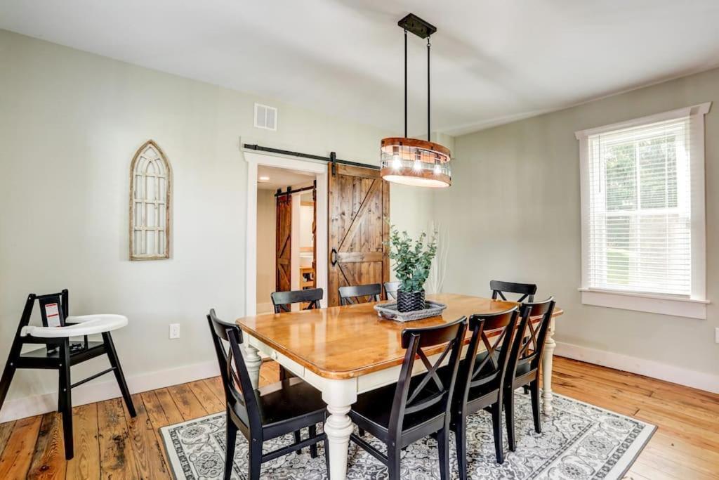 Beautiful Farmhouse Close To Lanc Hershey Etown Mount Joy Экстерьер фото
